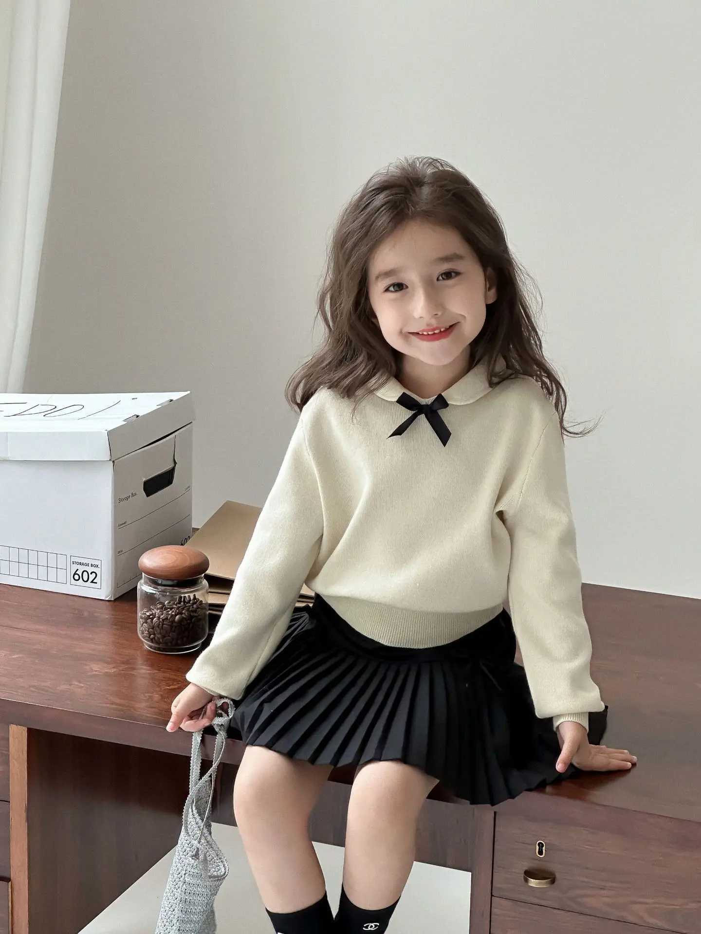 Girls sweater autumn academic 2024 bow hood sweater doll collar top shoulder Versatile childrens clothing sweet W241025