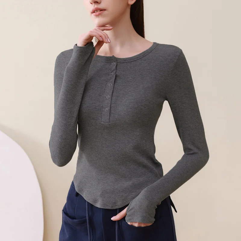 Breathable Yoga T-shirts Women Slim Long-sleeved Running Cycling Workout Clothes Quick-drying Tops Sportswear with Thumb Holes 241024