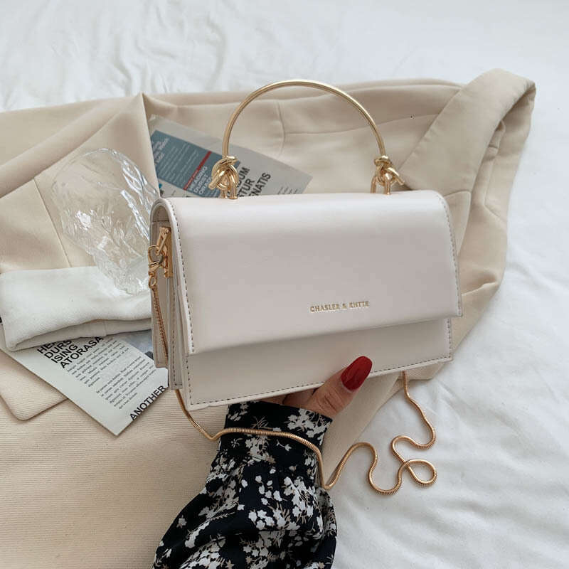 2022 Spring/Summer New Chain Fashion Versatile Single Shoulder Crossbody Internet Celebrity Handheld Small Square Women's Bag