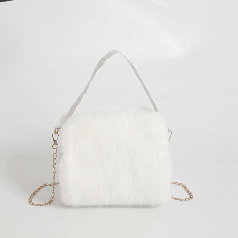 Autumn winter new fur bag, women's fashionable versatile chain shoulder crossbody bag, trendy pillow bag, hand-held plush bag 241015