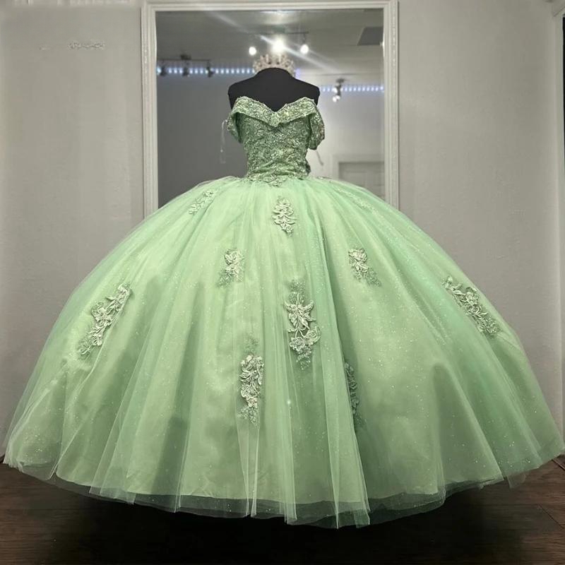 Sage Green Shiny Quinceanera Dresses Ball Gown Off The Shoulder Lace Applique Beaded Crystal Bow Tull Corset Sweet 16 Dress Vestidos De 15 Anos