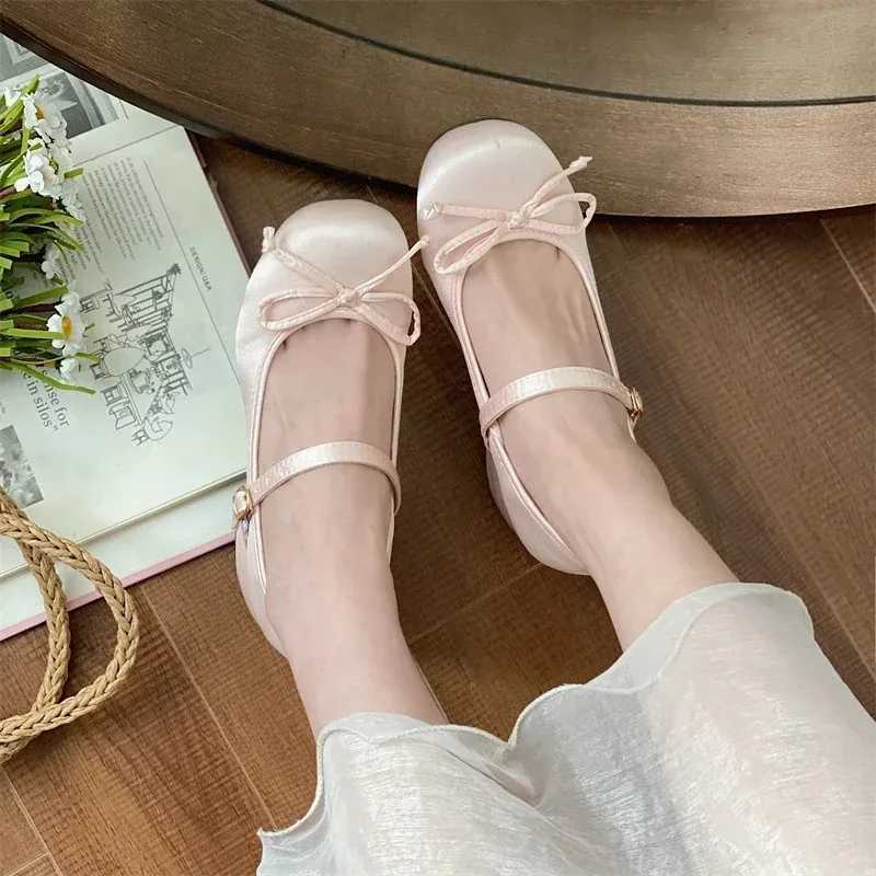 High Quality Spring and Autumn Thick High Heels Elegant Bow Lolita Shoes College Girls High Heels Fi Women Sandals T241024