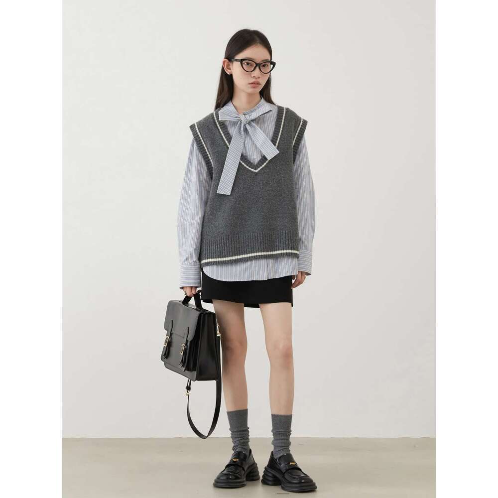 CHIC VEN Women's Sweaters Loose New Sleeveless Jumpers V-Neck Female Knitted Vest Spring Autumn 2024