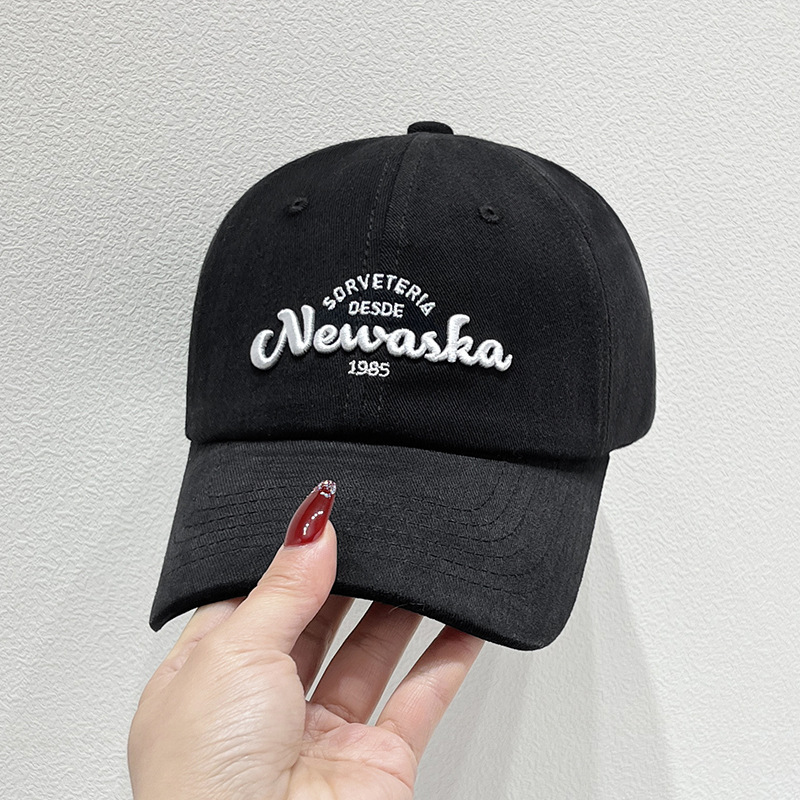Free shipping New High Quality Caps Fashion Baseball hats Mens Womens Sports Caps Forward Cap Adjustable Fit Hat A timeless classic designer hat U-3