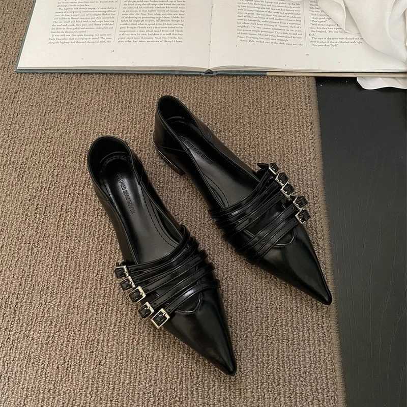 High Quality Womens pump shoes low toe toes gothic sexy elegance womens high heels white Loafers new buckle T241024