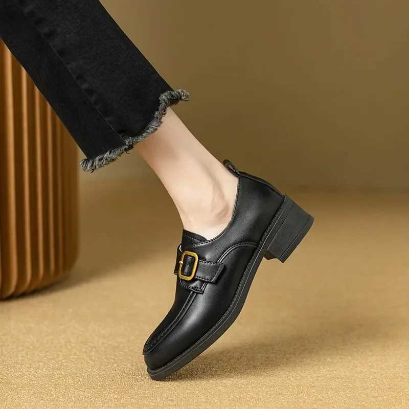 High Quality British style womens shoes flat shoes round toe casual womens shoes Oxford shoelaces fur prefabricated dress heel leather T241024