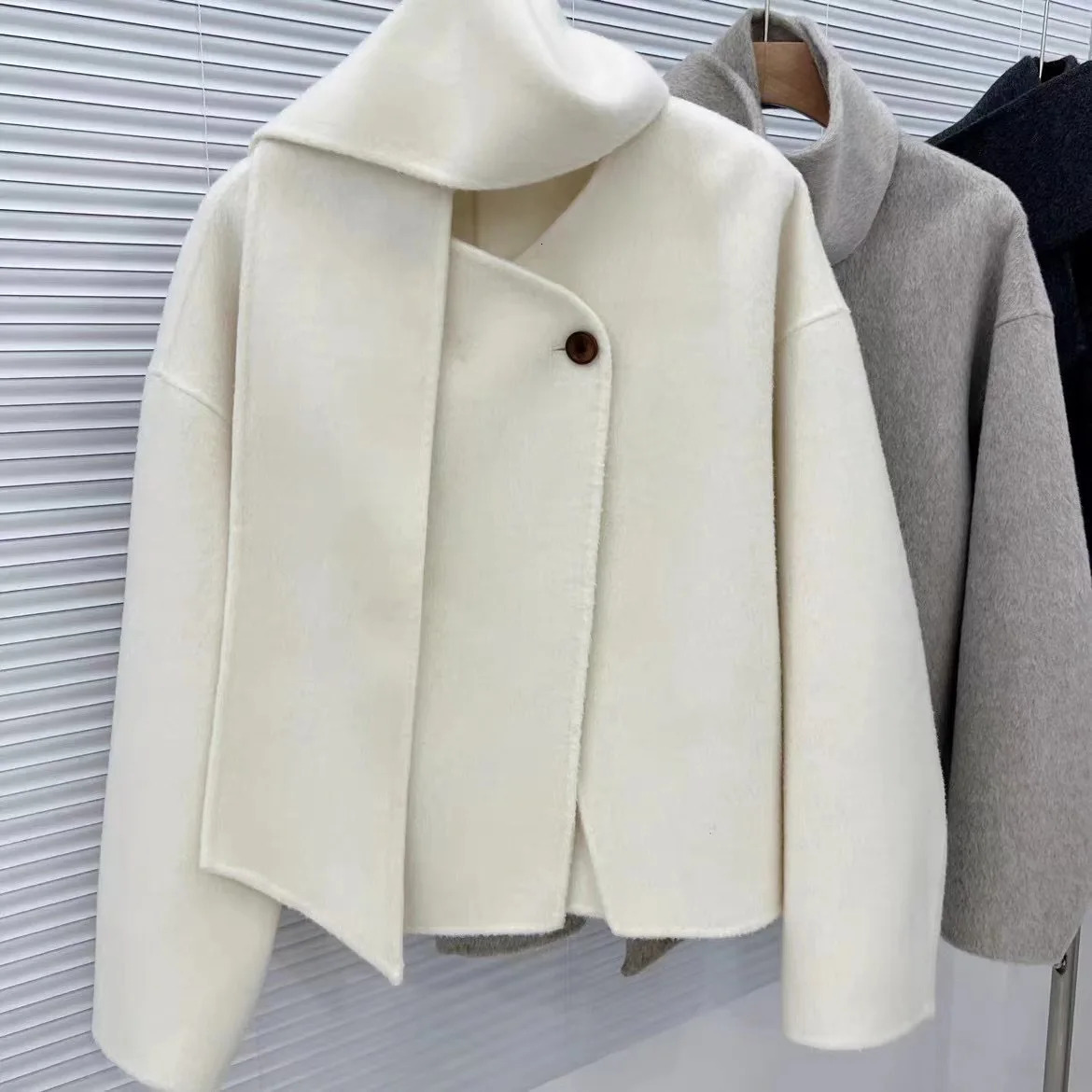 Scarf Short Beige Coat Women Autumn Patchwork Long Sleeve Loose Female Cardigan Elegant Double Sided Chic Streetwear