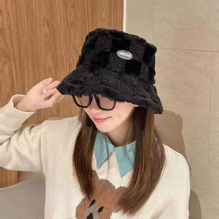 Unisex Checkered Plush Bucket Hat For Women Men Autumn Winter Lamb Wool Outdoor Thick Warm Sun Visor Panama Cap Fisherman CapX241025