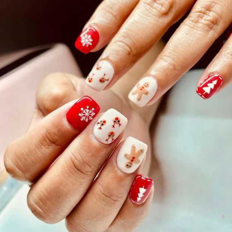 24Pcs Christmas Red French Press on Nails New Year Gift Fake Nail Snowflake Christmas Tree False Nail Wearable Short Square NailXJ241025