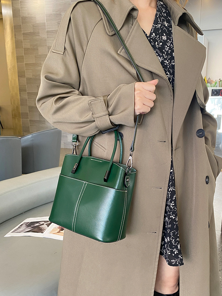 Cowhide Leather Shoulder Handbag For Women - 2025 Collection New Free Delivery Designer Bag