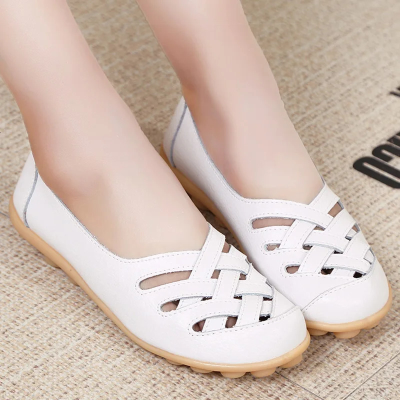 Womens soft leather flat shoes suitable for womens shoes comfortable Moccasins womens casual flat shoes free delivery womens shoes 241024