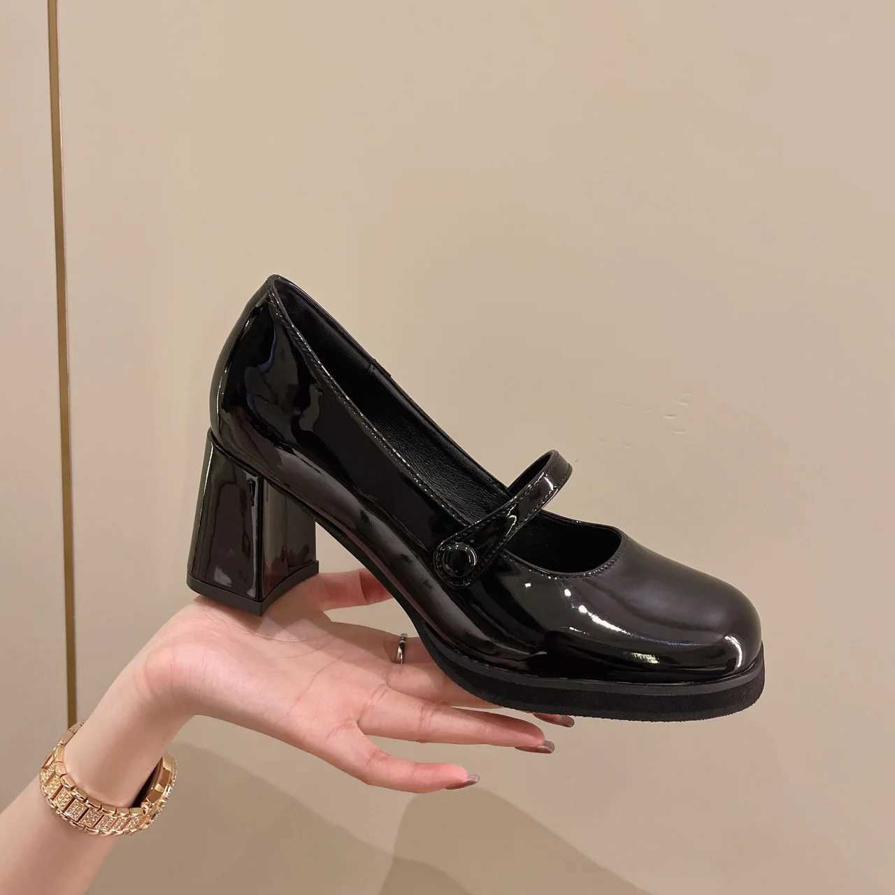 High Quality Fi Shallow Mouth High Heels Womens Shoes Spring New French Thick Heels Small Leather Shoes All mah Mary Jane Shoes T241024
