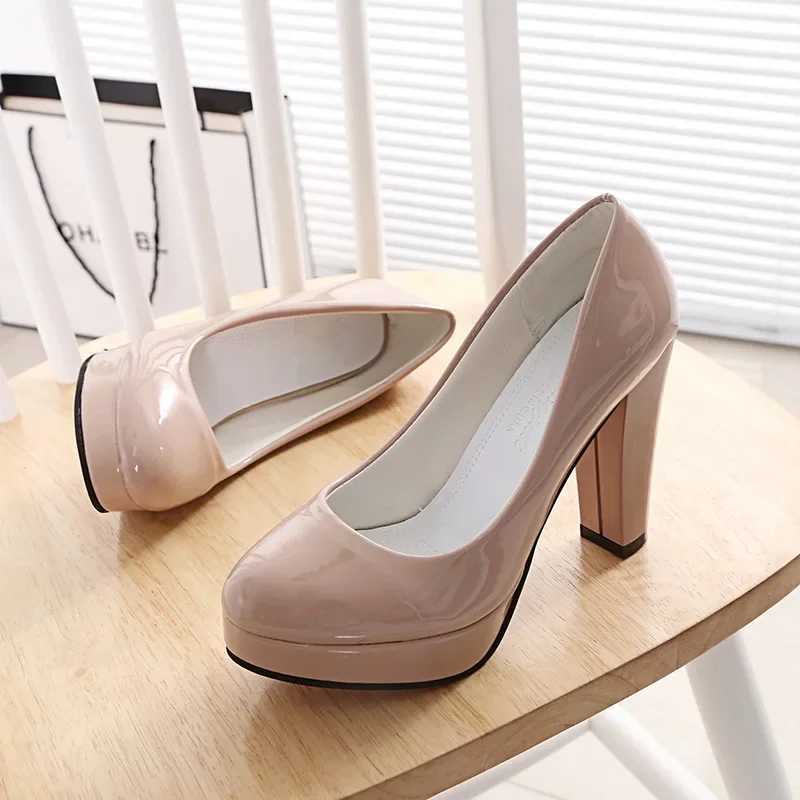 High Quality Spring/Summer New Womens Fi Pump Platform High Heels Simple Womens Leather Black and White Shoes Elegant Thick High Heels T241024