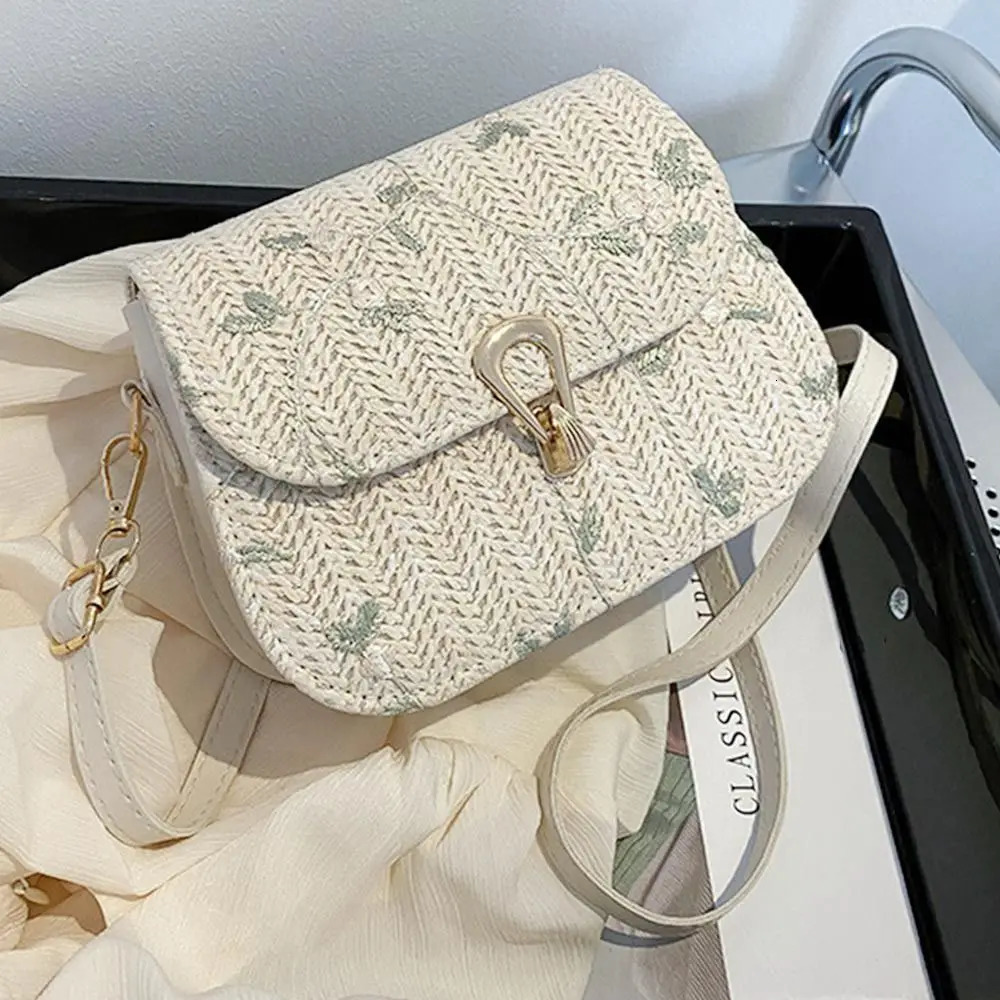 Fashion Flower Woven Saddle Bag Women Cute Straw Shoulder Bags Trendy Casual Handbag Ladies Lace Embroidery Crossbody 241017