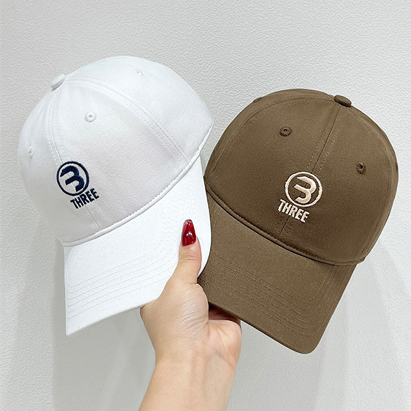 Free shipping New High Quality Caps Fashion Baseball hats Mens Womens Sports Caps Forward Cap Adjustable Fit Hat A timeless classic designer hat Y-10