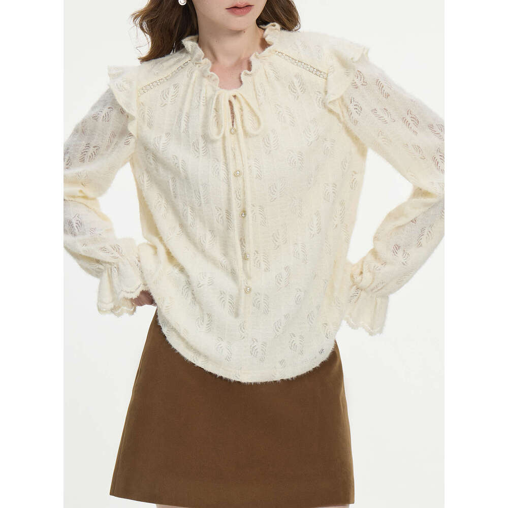 FSLE Office Lady Long Sleeved Veet Lace Elegant French Court Retro Shirt Top For 2024 New Women Shirts 24Fs14430