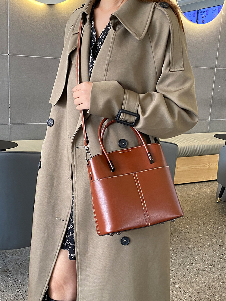 Cowhide Leather Shoulder Handbag For Women - 2025 Collection New Free Delivery Designer Bag
