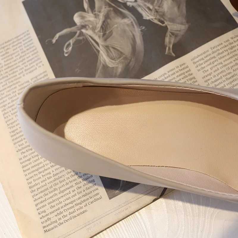 High Quality Womens mid heel office pump PU leather black basic square heel spring autumn womens shoes Zapatos size 35-41 T241024