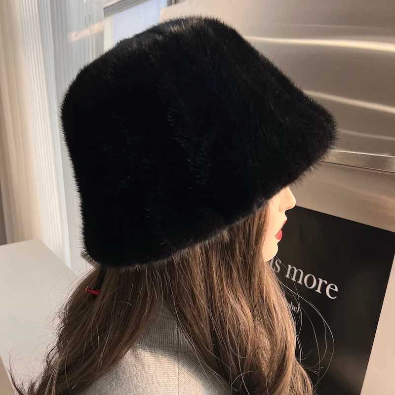 New Real Natural Fisherman Hat High Quality Mink Fur Hat Cap Luxury Women Fashion Winter Outdoor Panama Warm Real Fur BeaniesX241025