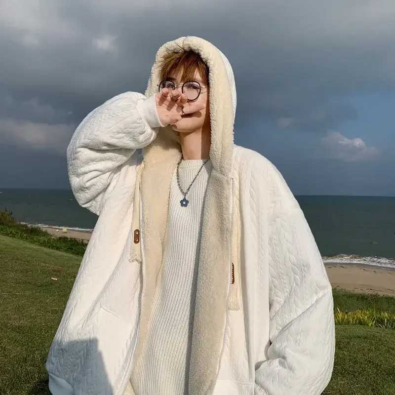 Mens Winter Thick Flce Line Cashmere Jacket with Niche Design Sensual Fashion Brand Ins Hong Kong Style Cotton Coat W241024