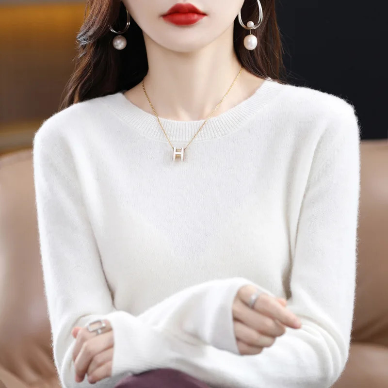 Korea 100% Pure Merino Wool Women Knitted Sweater Winter Warm Fashion Female ONeck Top Cashmere Pullover Seamless Jumpers 241021