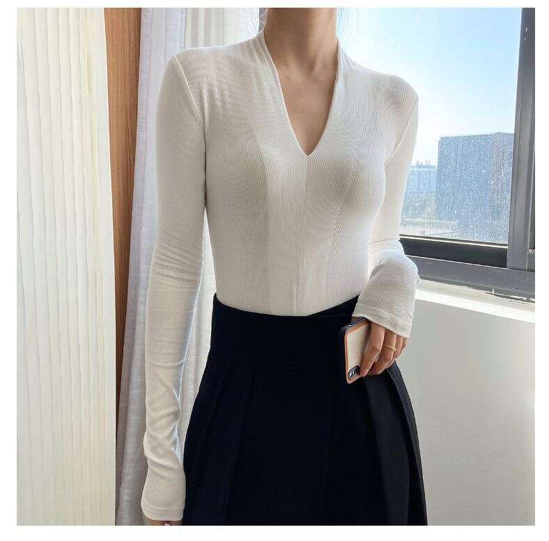 2024 new women's V-neck long sleeved t-shirt, women's slim fit heart machine, inner layer bottom shirt, top