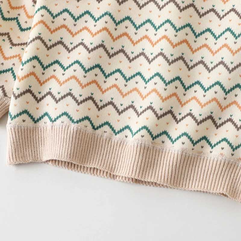 In autumn and winter boys and girls wear childrens striped thick bottom shirts to warm up their childrens warm tops W241025