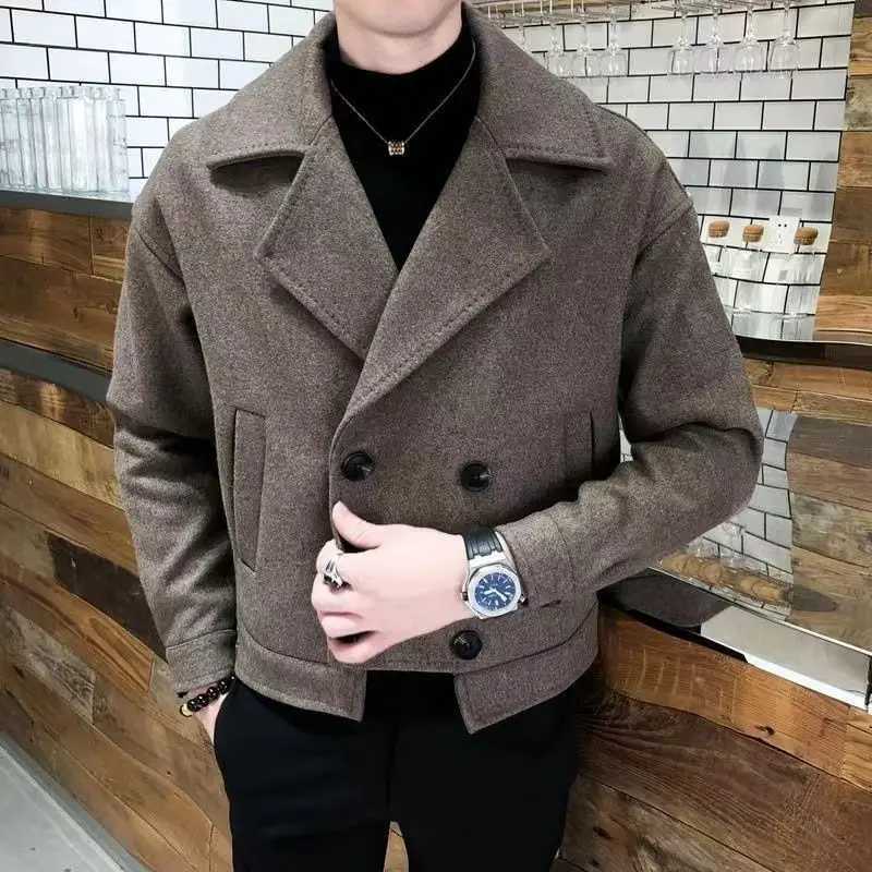 Mens wool and blended jackets oversized mens jackets warm short wool fashionable luxury designers affordable clothing for sale in Harajuku W241024