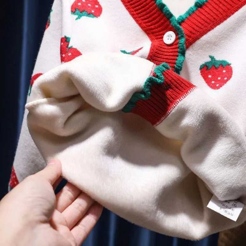 Childrens clothing girl knitted cardigan button V-neck cute strawberry jacquard childrens long sleeved knitted cardigan W241025