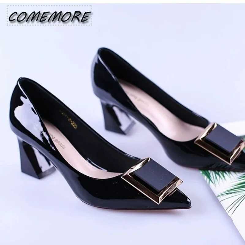 High Quality Square buckle Fi OL office shoes trend womens Ccise patent leather shallow high heels pointed toe womens pump T241024