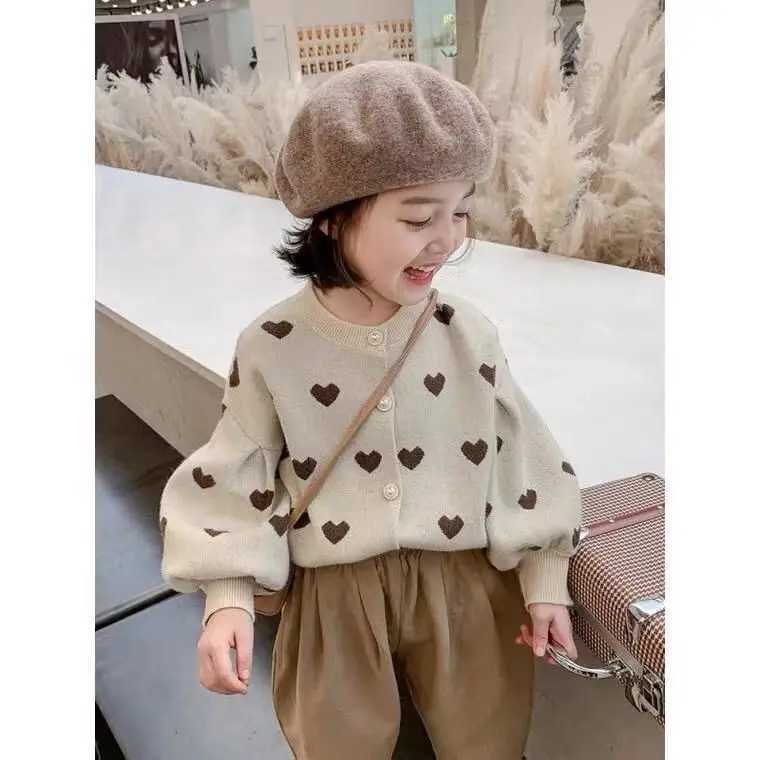 Girls knitted cardigan wool sweater with spring and autumn long sleeves loose and fashionable love jacquard design simple childrens top W241025
