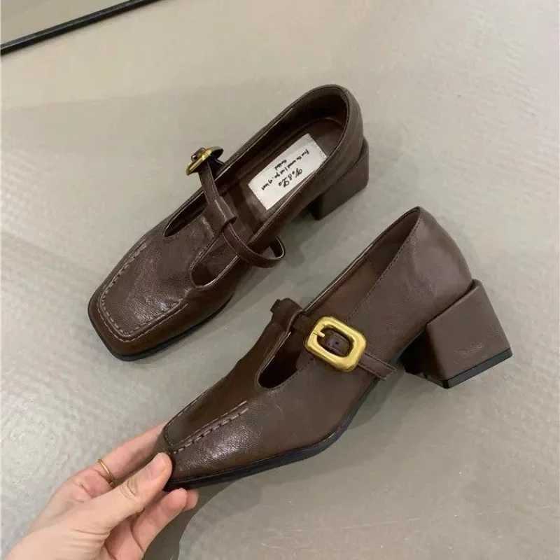 High Quality French womens square foot pump new comfortable square foot dress shoes simple and fashionable womens thick foot shoes T241024