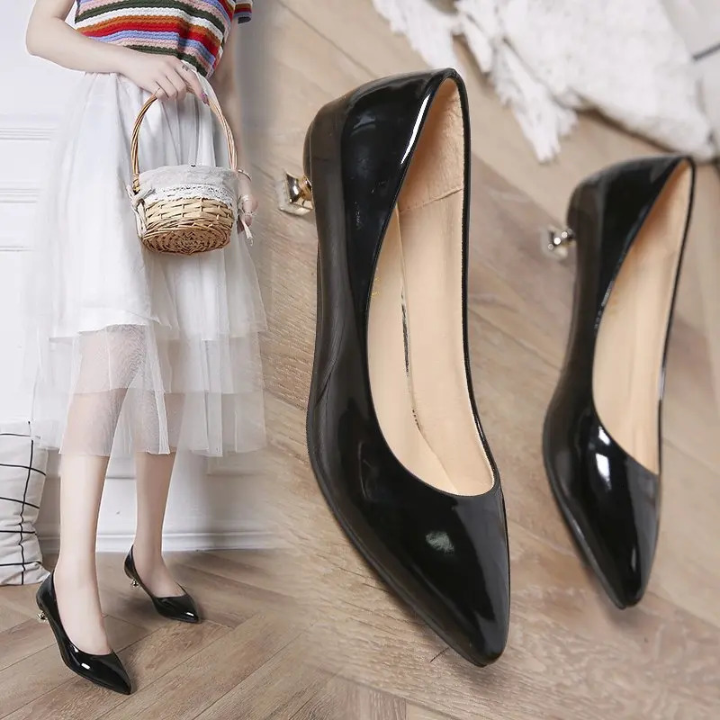 Simple and comfortable low heel pump womens 3CM Pointed Cat Heel pink high heels slim high heels bridesmaid wedding shoes professional work shoes 2410