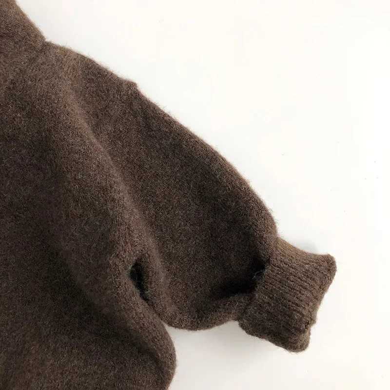 Purchase 2 wholesale childrens sweaters for autumn and winter 2024 vintage baby boys knitted sweaters with collars and zippered jackets W241025