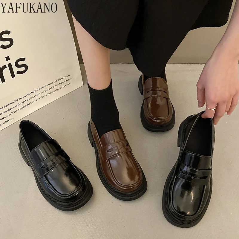 High Quality Fi Little Leather Shoes Womens Spring New Student British Style Casual Loafers Short and Fat High Heels JK Uniform Shoes Large 41 42 T241