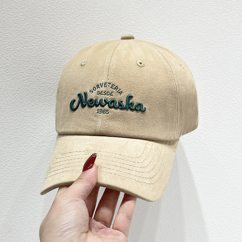 Free shipping New High Quality Caps Fashion Baseball hats Mens Womens Sports Caps Forward Cap Adjustable Fit Hat A timeless classic designer hat U-3