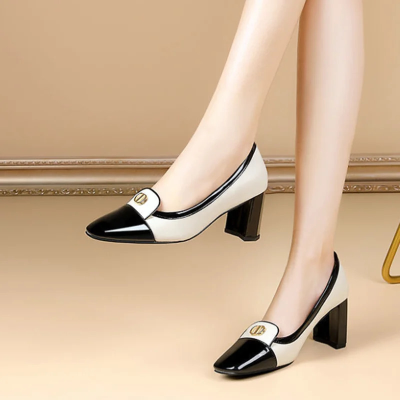 Womens Classic Round Toe Green Patent Leather Spring and Summer Sliding Square Foot Pump Womens Fashion Black High Heels E1084 241024