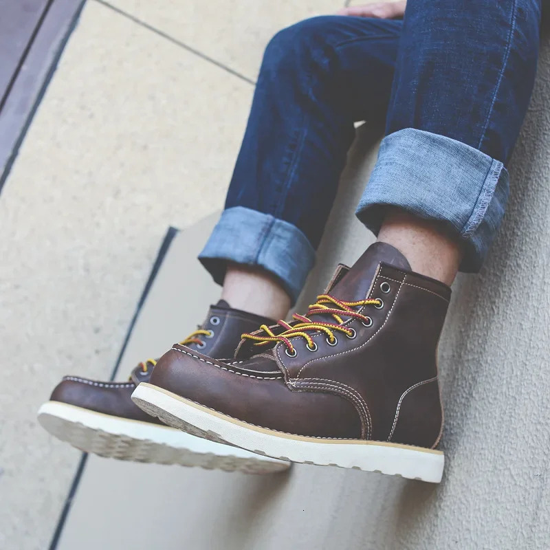Mens boots American retro tool boots casual crazy horse leather mens boots retro lace ankle boots cowboy boots biomimetic boots 241024