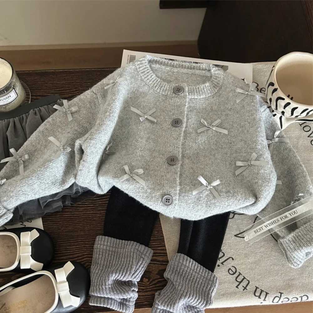 4627 purchase 2 wholesale Korean childrens sweaters 2024 new autumn girls knitted sweater butterfly knot knitted cardigan wool sweater W241025
