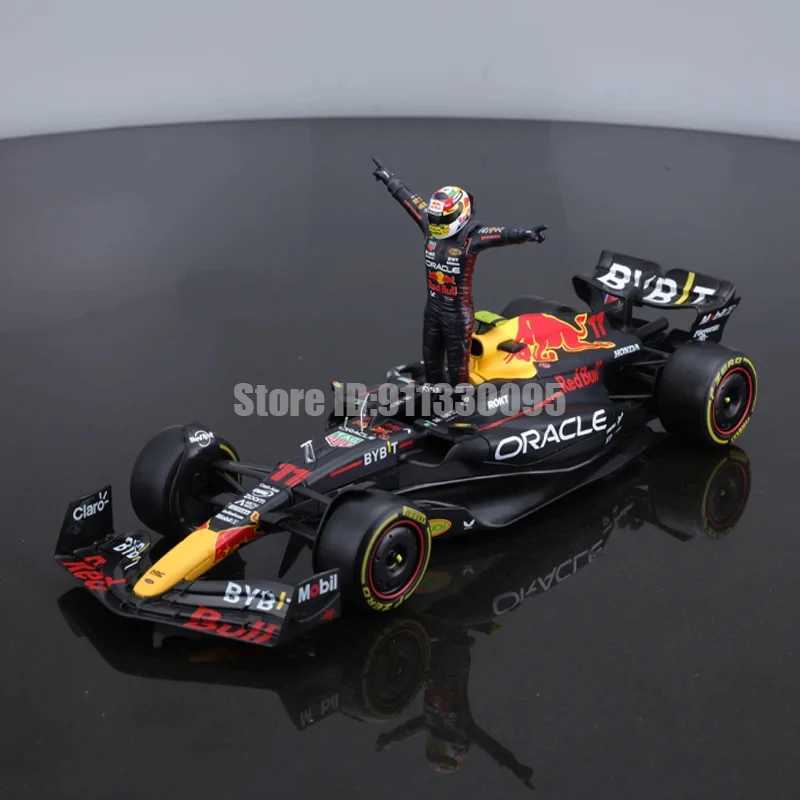 Bburago 1 24 2023 F1 Red Bull Racing RB19+Winning Doll 1# Verstappen 11# Perez Paint Formula One Alloy Super Toy Car Model X241024