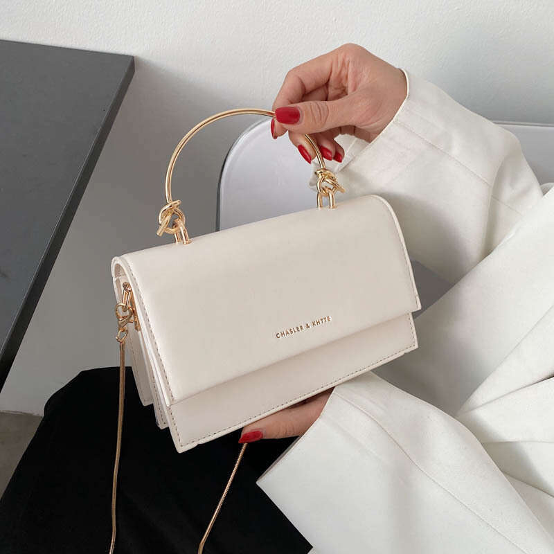 2022 Spring/Summer New Chain Fashion Versatile Single Shoulder Crossbody Internet Celebrity Handheld Small Square Women's Bag