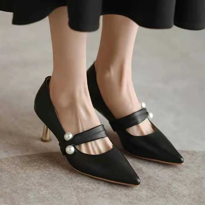 High Quality New Summer Fi Pointed Toe Pearl Shoes Womens High Boots Table Tennis Sexy Womens Sandals White Womens Shoes T241024