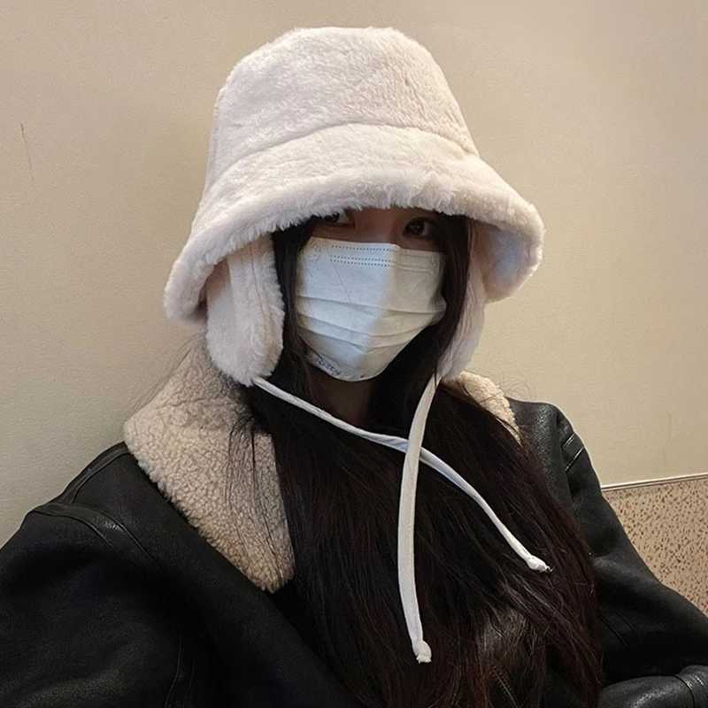 Korean New Ear Protection Bucket Hats for Women Autumn and Winter Travel Versatile Warm Retro Solid Color Plush Mens CapsX241025