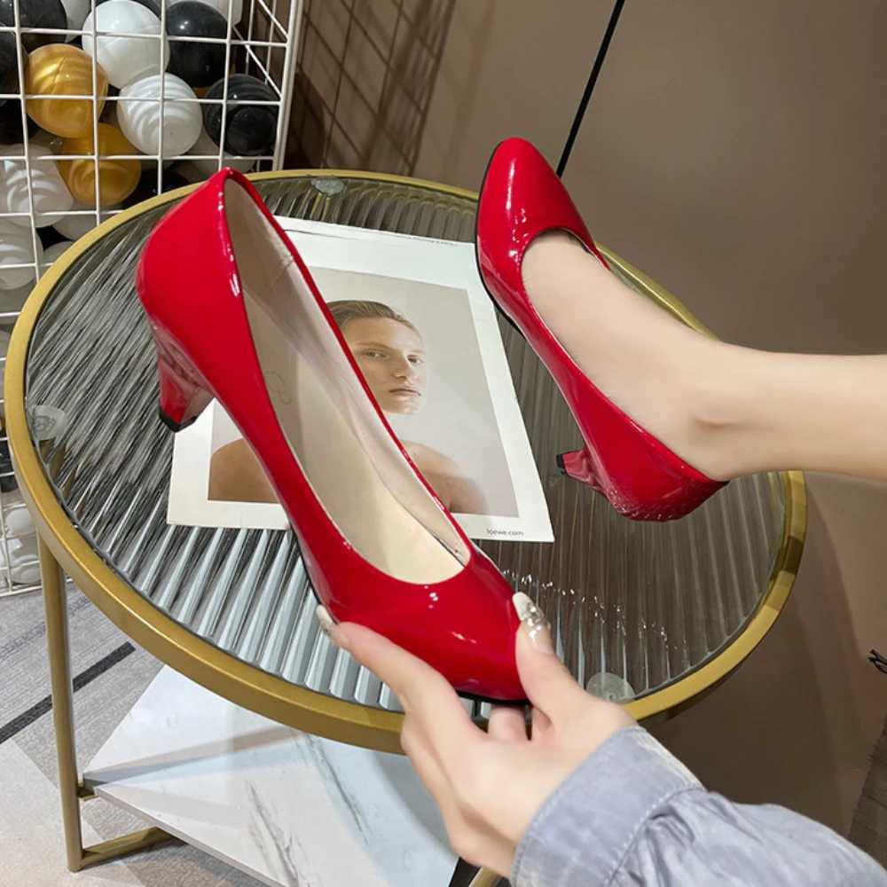 High Quality Four Seas High Heel Single Shoes Womens Low Heel Fi Pointed Shoes 5CM Thick Casual Leather Shoes Low Heel Work Shoes T241024