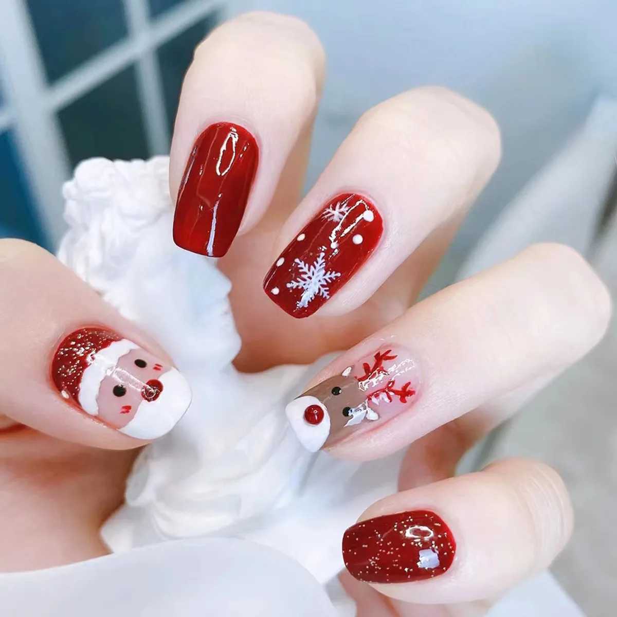 24Pcs Christmas Red French Press on Nails New Year Gift Fake Nail Snowflake Christmas Tree False Nail Wearable Short Square NailXJ241025