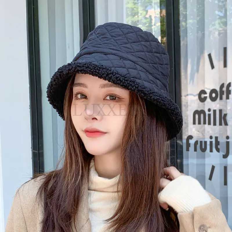 Lamb Fur Fisherman Cap Autumn Winter Fur Warm Female Hat Ear Protection Men and Women Solid Bucket Cap Outdoor Sun Panama HatX241025