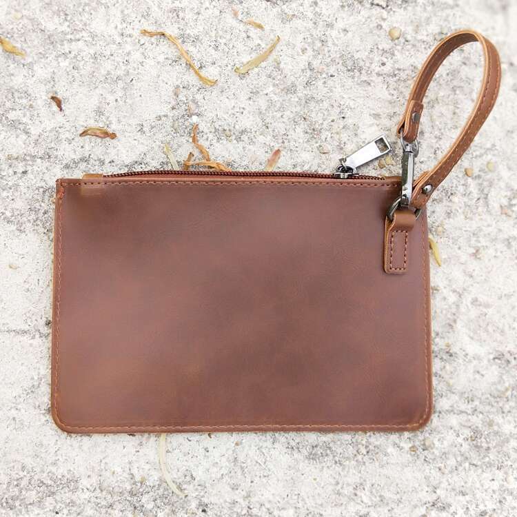 2024 New Women's Retro Shopping Handbag Female Vertical Section Laptop Briefcase Simple Big Leather Shoulder Messenger Bag