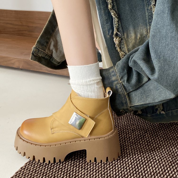 Winter Snow Boots 2024: Furry Cotton Shoes for Men & Women, Warm Mid-Heeled Booties 2de2