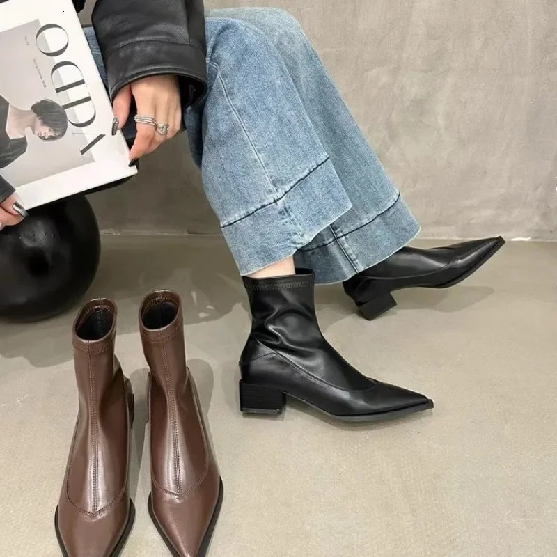 High Quality Ankle Autumn Style Modern Boots Elegant Solid Slip on Womens Sexy Point Middle Heel Street Punk Shoes 241024