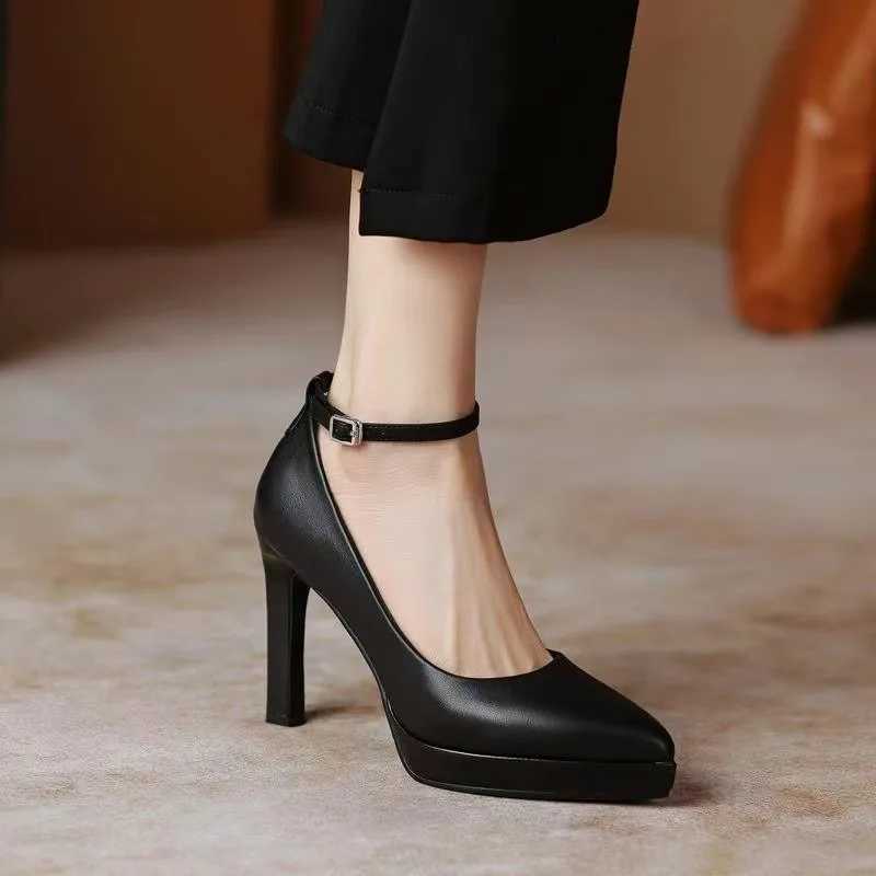 High Quality Spring/Summer New Fi Pointed Shallow Thread Buckle Solid Color Womens Mary Simple Shoes T241024